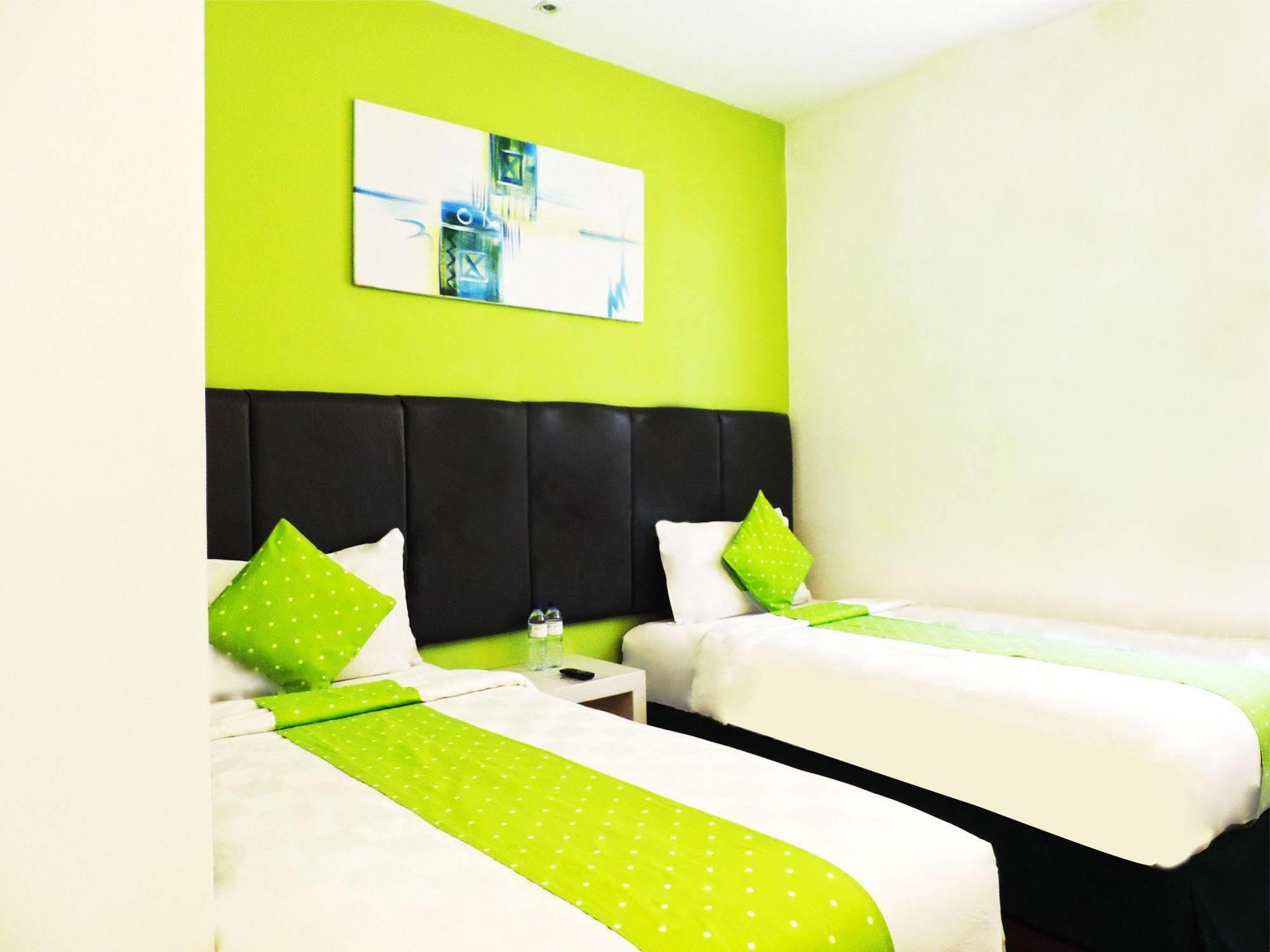 Arbor Biz Hotel Makassar Dış mekan fotoğraf