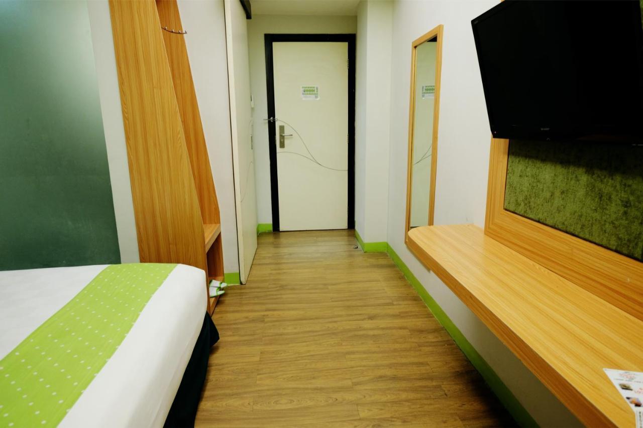 Arbor Biz Hotel Makassar Dış mekan fotoğraf