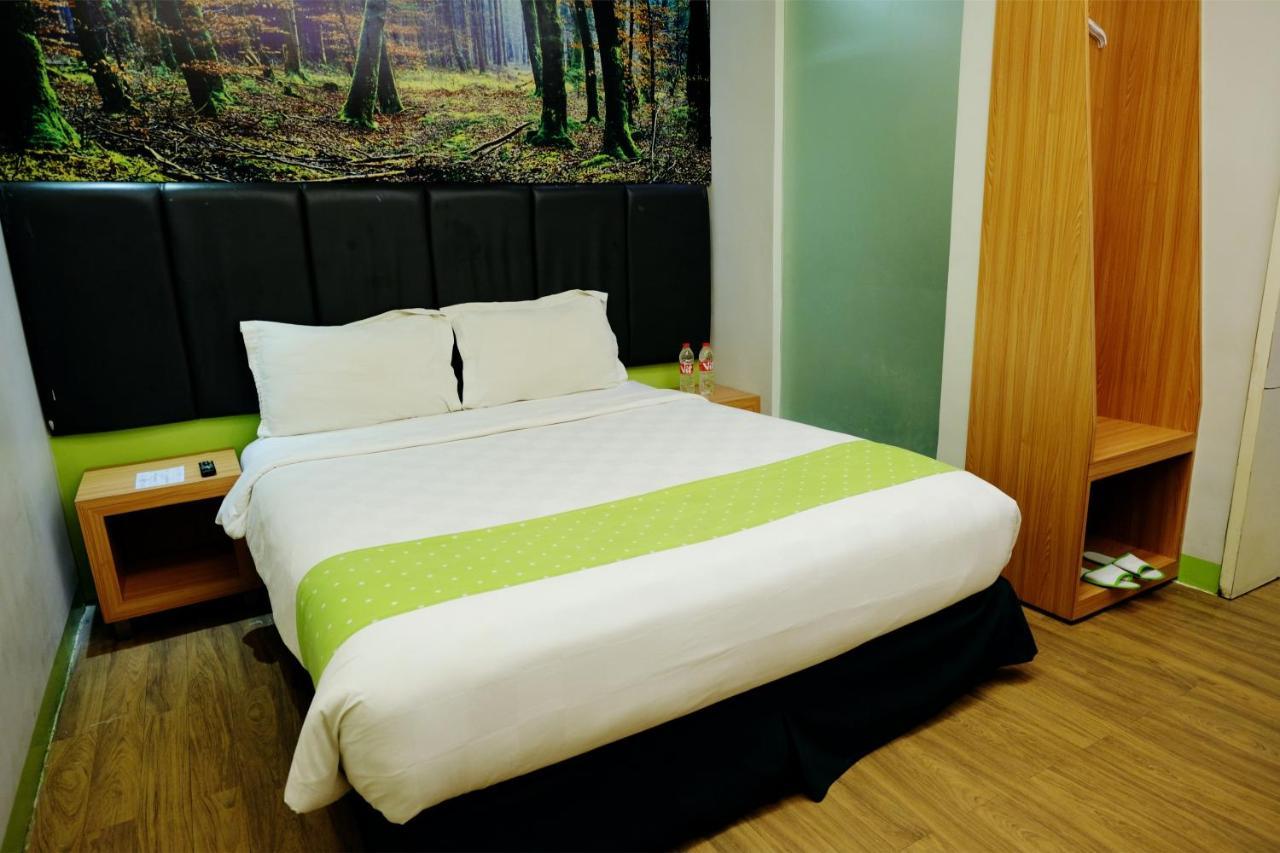 Arbor Biz Hotel Makassar Dış mekan fotoğraf
