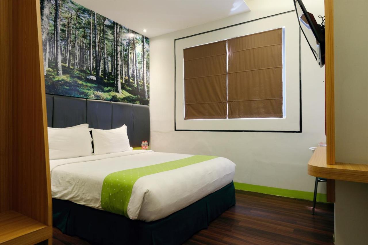 Arbor Biz Hotel Makassar Dış mekan fotoğraf